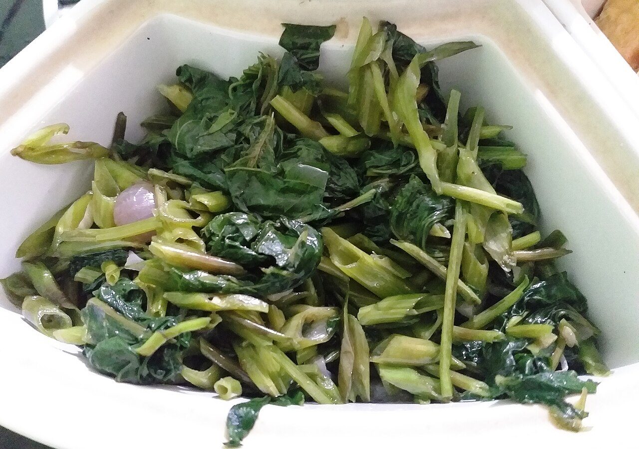 Tumis Kangkung Terasi yang Tidak Berair